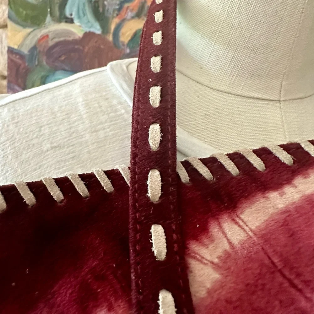 Isabella Fiore Beaded suede LOVE bag in Burgundy. - Picture 6 of 10